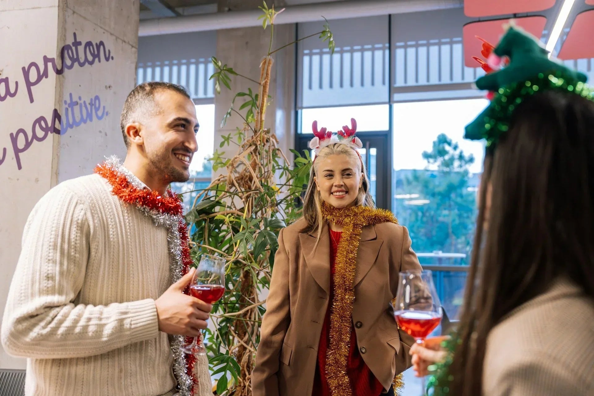 Healthy Holiday Drinking: Your Guide to Celebrating